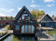 Hochwertiges Bootshaus am Schweriner Heidensee
