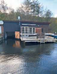 Bootshaus direkt am Schwarzen See